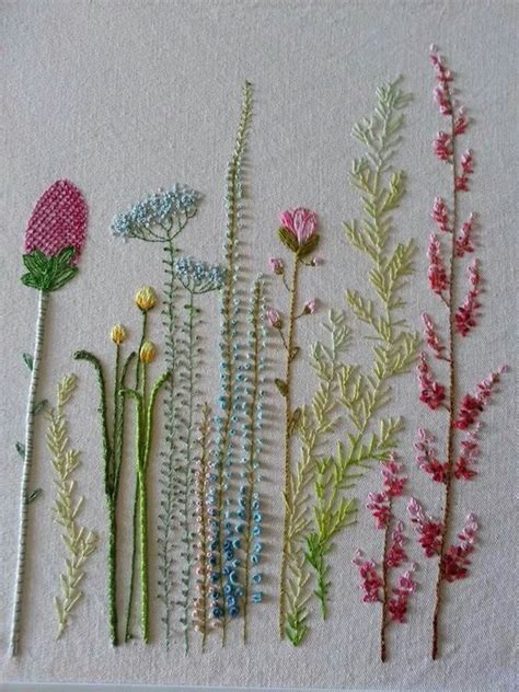 pinterest.com | Embroidery flowers pattern, Embroidery flowers, Hand ...