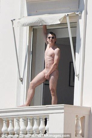 Photo Men Naked On Balconies Lpsg