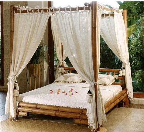 The canopy of this bed doubles as a headboard. 25 DIY Outdoor Bed Ideas, Summer Decorating with Spa Beds ...