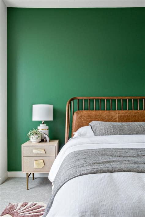 midcentury modern bedroom  green accent wall hgtv