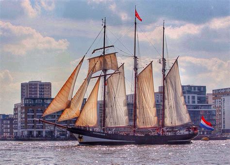 Ahoy Londons Tall Ships Festival Returns Londonist