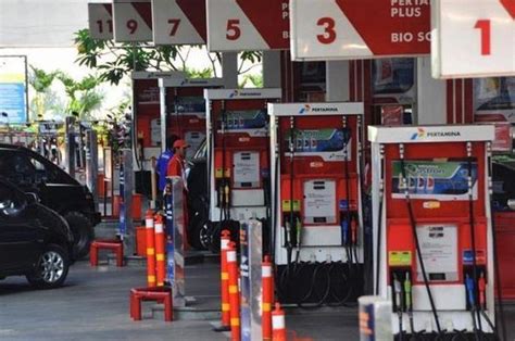 Penyesuaian harga tersebut berlaku di seluruh. Jenis-Jenis Bahan Bakar Minyak dan Penjelasannya, Mulai ...