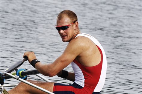 1.93 m (6 ft 4 in) weight: Tufte og Borch profiler i ny bok om idrettspsykologi