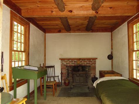 Schneider notes that thoreau's cabin is the antithesis of the fancy homes admired by many new englanders. Thoreau's cabin replica in Walden Pond by SiVousCroyez on ...