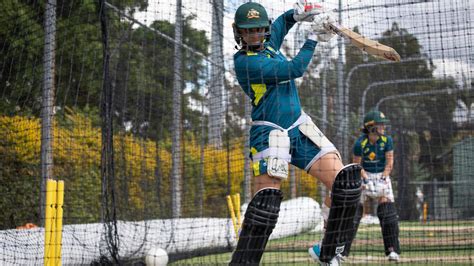 Ashleigh Gardner From The Australian Womens Cricket Team Prepares To