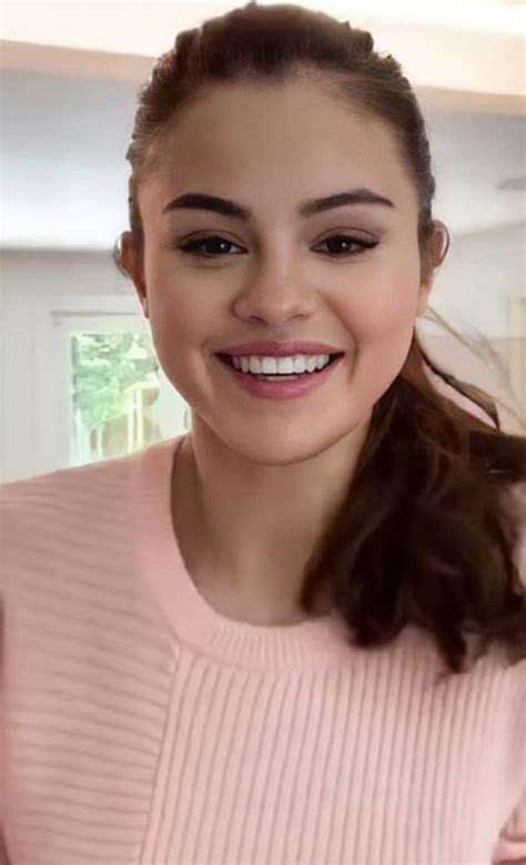 Beautiful Selena Gomez Zoom Video Chat Selfie Celeblr
