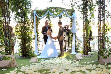 Las Vegas Lake Wedding Venues And Packages All Inclusive Ceremony And