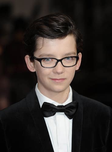 Asa Butterfield And Boss Orange 2 Male Glasses 3616242 Coolspotters