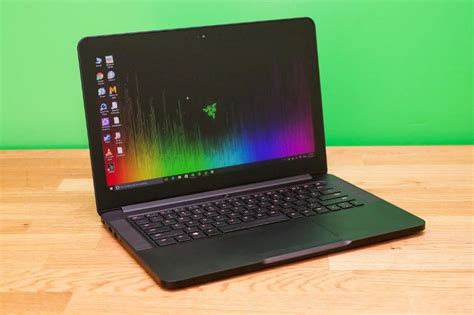 Both razer blade models are available in with 128gb, 256gb, and 512gb ssds, although retail stores in malaysia will only be carrying the 256gb. Test Razer Blade 2016 : notre avis - CNET France