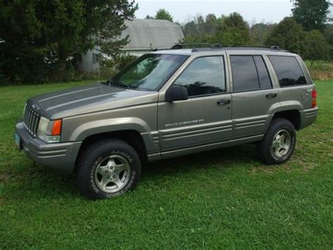 Find used 1998 Jeep Grand Cherokee Laredo Sport Utility 4 ...