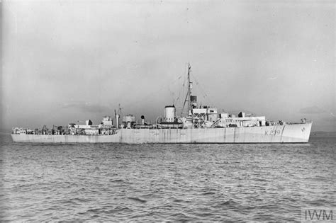 One Of The Navys New Frigates Hms Waveny 4 February 1943 This Is