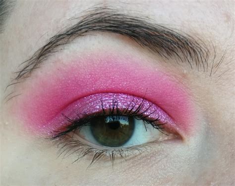On Wednesdays We Wear Pink Eyeshadow R Makeuplounge
