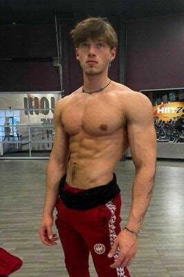 Shirtless Male Muscular Fit Hot Frat Jock Beefcake Hunk Dude PHOTO 4X6