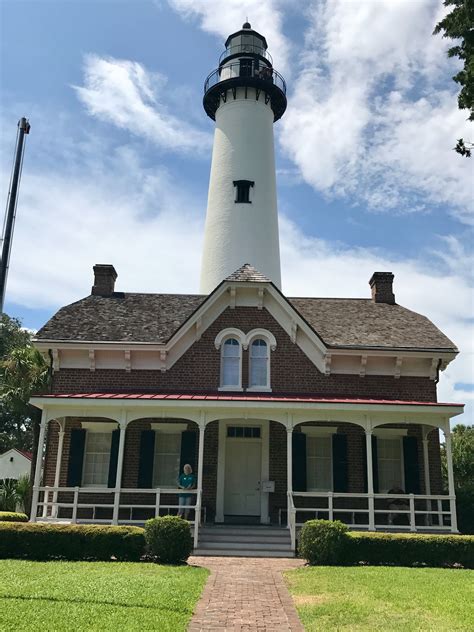 St Simons Lighthouse St Simons Island Ga Lighthouse House Styles