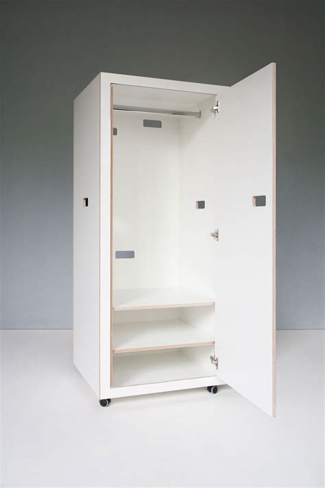 Schränke mit rolltüren , lineabeta kleiner schrank auf rollen mit, ms schuon gmbh klenk dancer woodside rolladenschrank, französischer vintage schrank mit 3 rolltüren, 1950er bei, schrank mit. Maison du Bonheur - CLOSET ON WHEELS / SCHRANK AUF ROLLEN