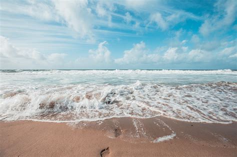 Wallpaper Ocean Surf Foam Sand Traces Waves Hd Widescreen High