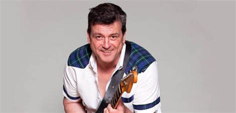 Love is just a breath away (official video) vod. INTERVIEW: Les McKeown | Welcome to UK Music Reviews