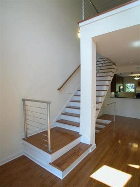 There are thousands of contemporary ideas for handrails you can use to give your home a modern touch. Contemporary Stair Railing / design bookmark #10827