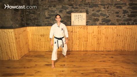 How To Do A Front Kick Karate Lessons Youtube