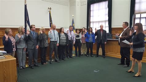 Senator Gives Oath Of Office To New Postmasters Your Postal Blog