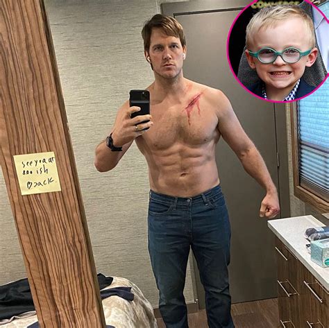 Chris Pratt Anna Faris Son Jack Steals Spotlight From Dads Shirtless