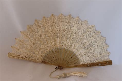 Vintage Victorian Wedding Fan Cream Lace Fan Victorian Fan Etsy Uk