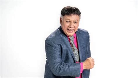 Actor From Vecinos Could Give Life To “chespirito” And Its Not Lalo