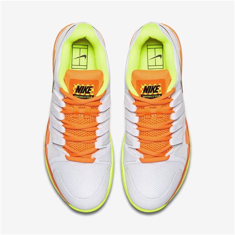 Nike Mens Zoom Vapor 95 Tour Tennis Shoes Whiteorangevolt
