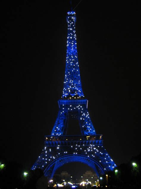 A limited edition of a rivet made from the iron of the monument itself. Eiffel Tower wallpapers at Night | PixelsTalk.Net