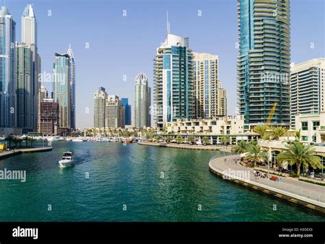 Water Boat Middle East Arab Hi Res Stock Photography And Images Alamy