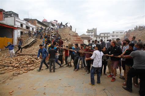 Death Toll Climbs Past 2200 After Worst Nepal Earthquake In 80 Years