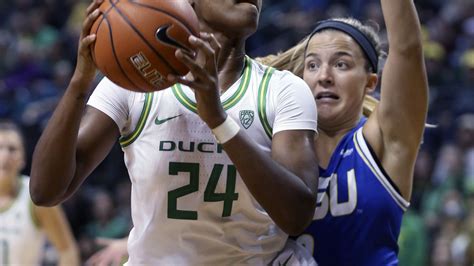 hebard no 3 oregon women rediscover shooting touch in rout