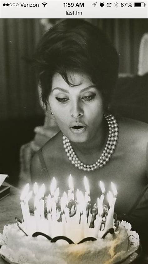 Sofia Loren Buon Compleano Happy Birthday Beroemdheden Prachtige