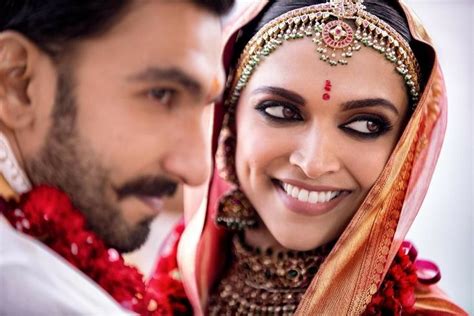 Deepika Padukone And Ranveer Singh Wedding Photos Bollywood Wedding Deepika Ranveer Indian