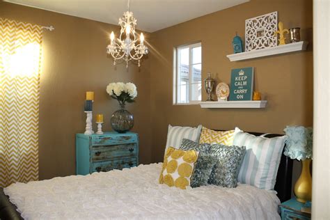 10 Yellow Accent Wall Bedroom