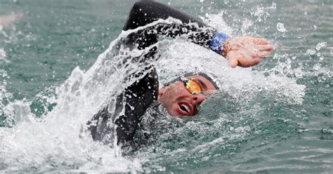 Vince il bronzo nella 10 km di nuoto! Nuoto, Europei di fondo: Paltrinieri d'oro nella 10 km ...