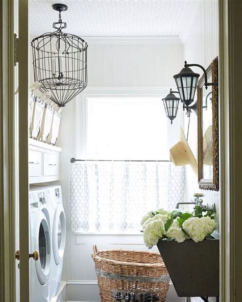 13 Beautiful Laundry Rooms Decorating Ideas For Laundry Rooms