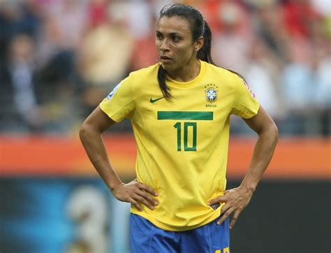 Marta pode ser uma das jogadoras mais conhecidas do futebol feminino, talvez a maior de toda a história. Marta - Atletas - UOL Olimpíadas 2016