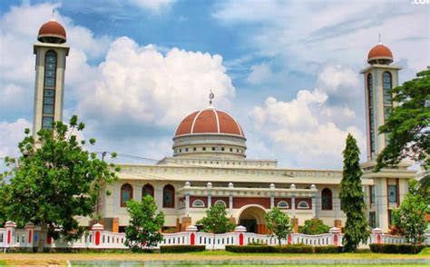 Supaya waktu sholat nggak lagi terlewat karena lupa, kamu bisa mengandalkan beragam aplikasi jadwal sholat terbaik sebagai. JADWAL SHOLAT Subang Selasa 30 Maret 2021, Inilah waktunya ...