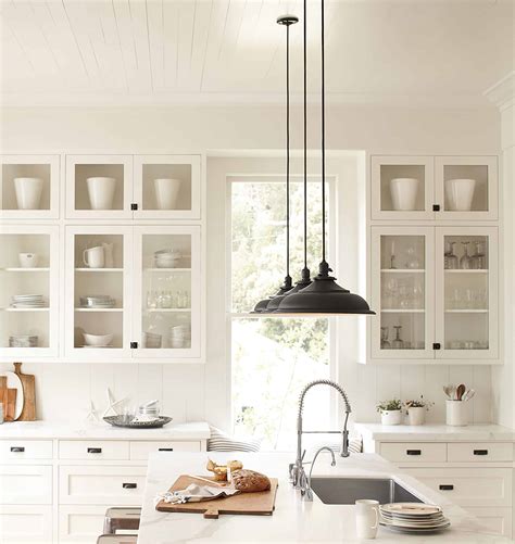 This will work especially well in kitchens with white cabinets and walls because the baskets will pop without taking away from the airy feel. Kitchens With No Uppers: Insanely Gorgeous or Just Insane ...