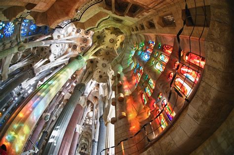 12 Facts About The Sagrada Familia And Gaudi Architecture