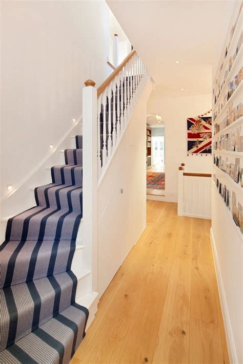 We need advice on how to safely change the existing staircase into a better and safer one. 25 ideas for stair runners - a functional necessity for ...