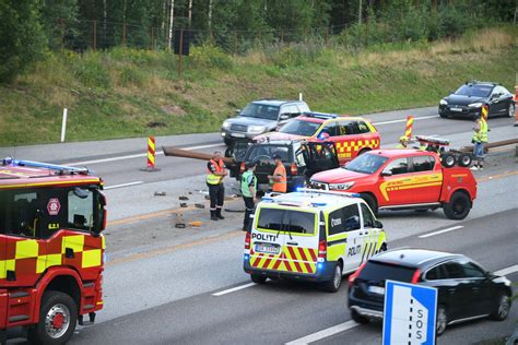 Nyheter Trafikk Ble Alvorlig Skadd Da Rekkverket Trengte Inn I Bilen