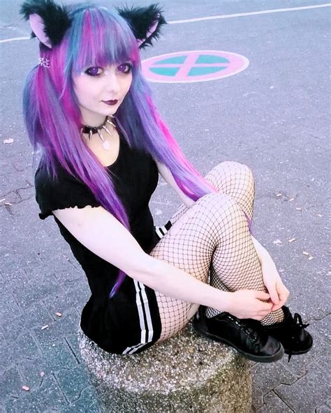 30 Pastel Goth Looks For This Summer Ninja Cosmico Gothic Girls Goth