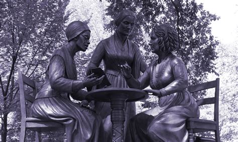 Depois De Alice E Da Julieta De Shakespeare Central Park Finalmente Tem Monumento Dedicado A