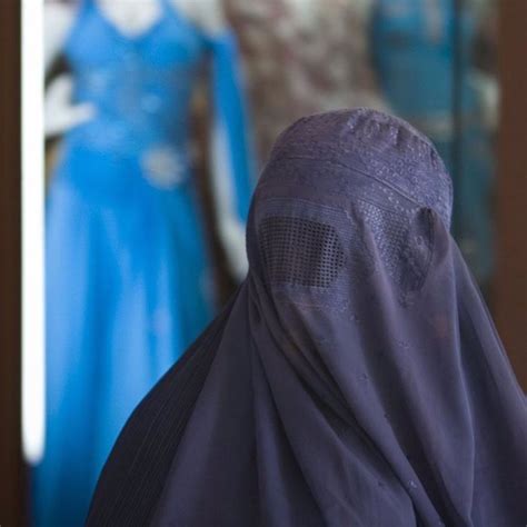 ¿cómo Legisla Europa El Uso Del Burka
