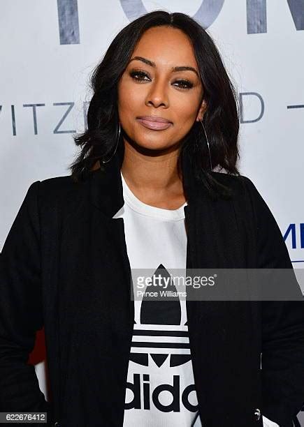 Keri Hilson In Store Photos And Premium High Res Pictures Getty Images