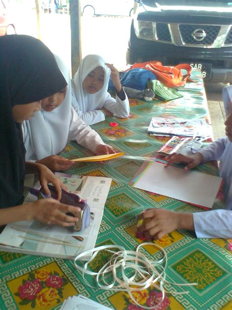 Muat naik imej, karya seni dan gambar anda sendiri. LoNgK@i_2U (*_*): Kursus Buku Skrap TEMA BUTANG