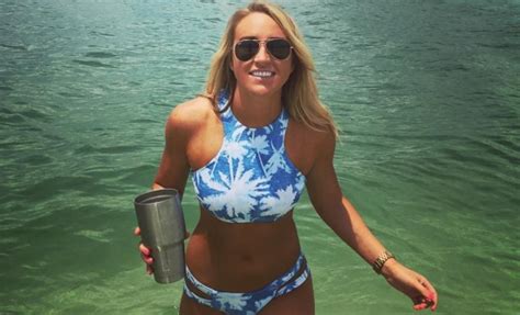 Latest album featuring forever after all and better together available now. Luke Combs' Girlfriend Nicole Hocking Wiki, Bio, Age, Job ...