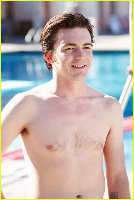 Drake Bell Is But Naked Xxx Photo